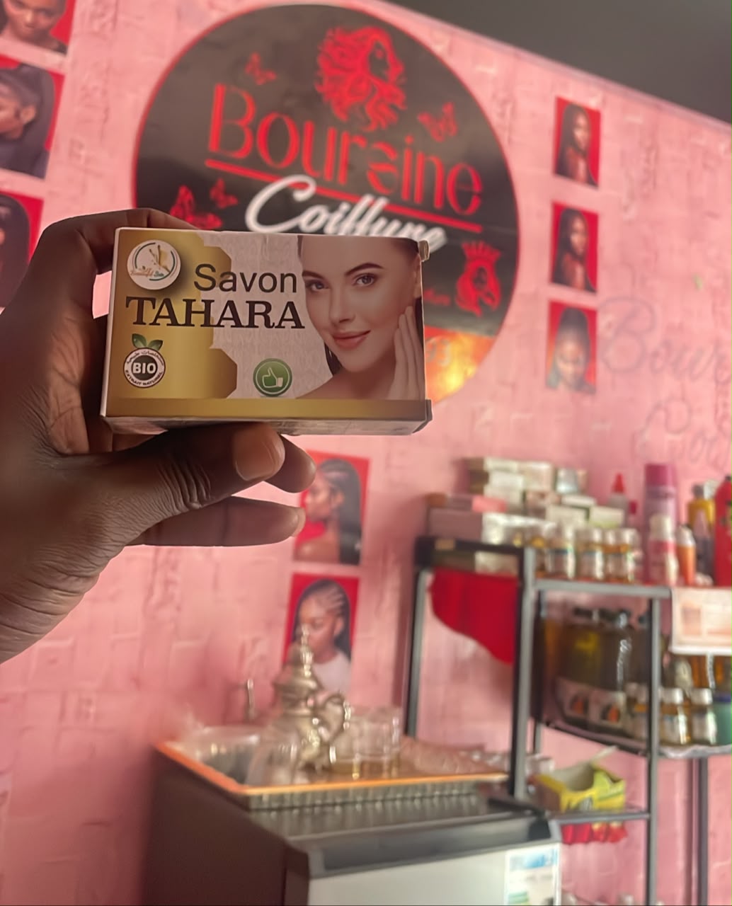 Savon Tahara